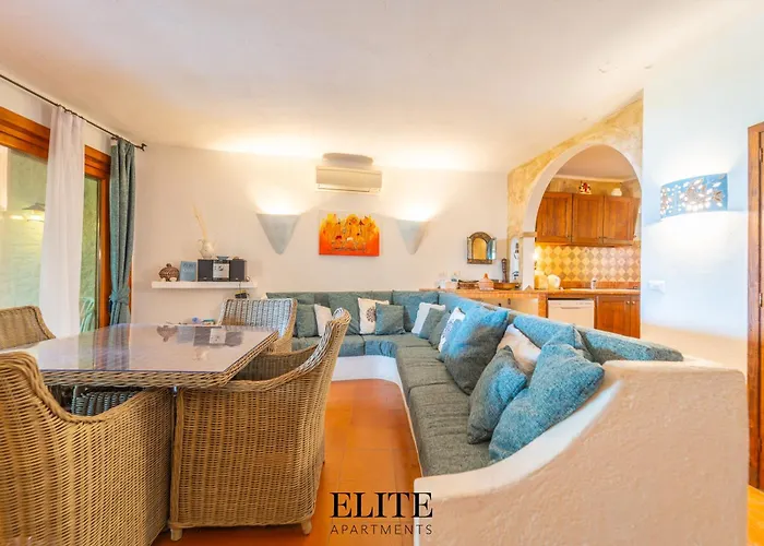 Sul Golfo Del Pevero Con Accesso A Mare