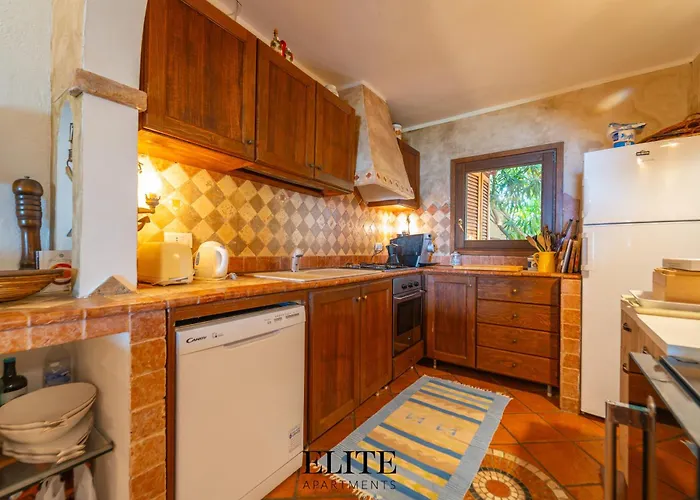 Sul Golfo Del Pevero Con Accesso A Mare *