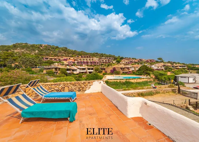 Sul Golfo Del Pevero Con Accesso A Mare ヴィラ *