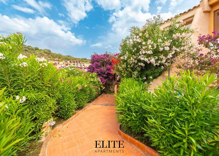 Sul Golfo Del Pevero Con Accesso A Mare ヴィラ *